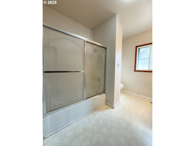 1050 Elm St, Baker City, OR 97814