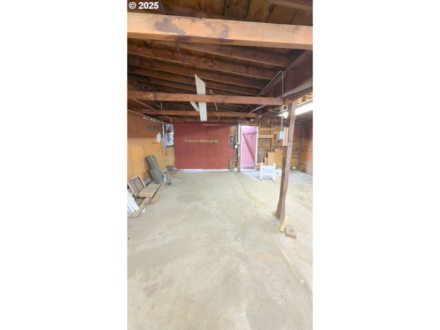 1050 Elm St, Baker City, OR 97814