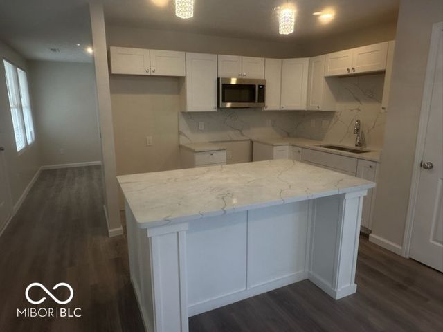 3514 Luewan Court, Indianapolis, IN 46235