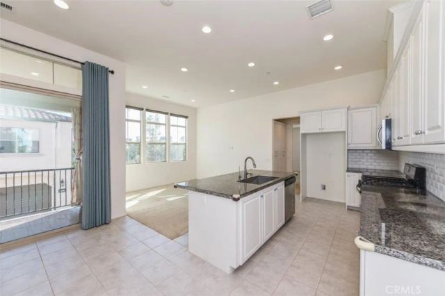 148 Parkwood, Irvine, CA 92620