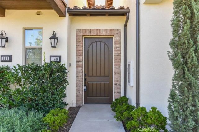 148 Parkwood, Irvine, CA 92620