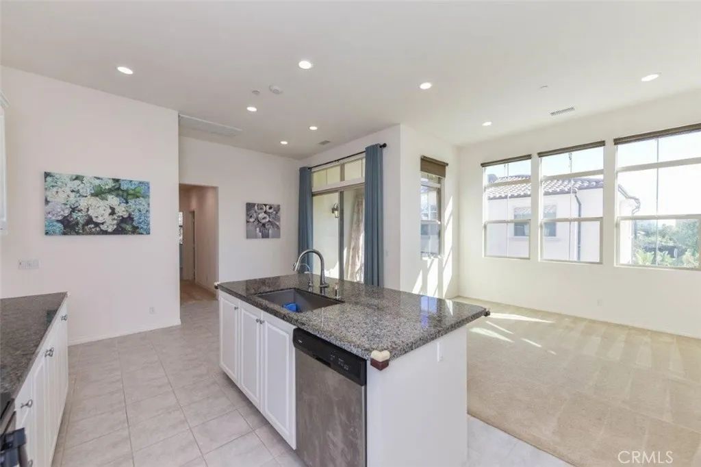 148 Parkwood, Irvine, CA 92620