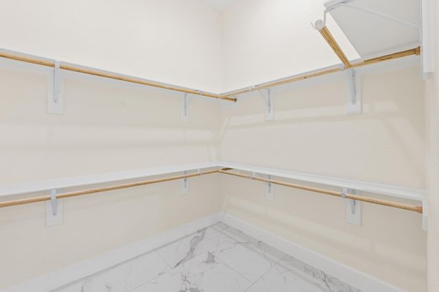 141 County Road 3372, Cleveland, TX 77327