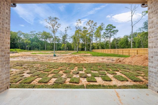 141 County Road 3372, Cleveland, TX 77327