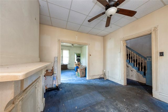 2627 Ellis St, Perry Hilltop, PA 15214