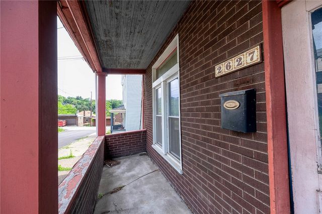 2627 Ellis St, Perry Hilltop, PA 15214