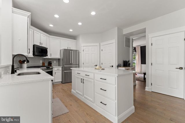 123 HUNTON DR, Fredericksburg, VA 22405