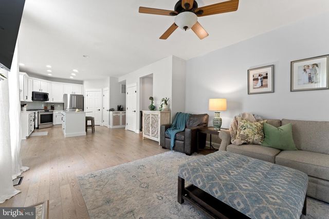 123 HUNTON DR, Fredericksburg, VA 22405