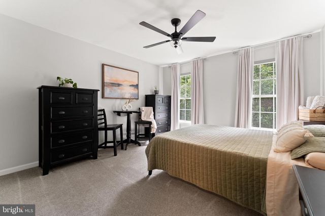 123 HUNTON DR, Fredericksburg, VA 22405