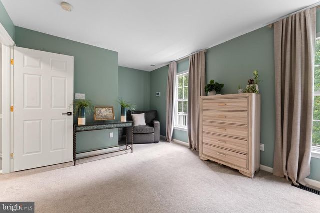123 HUNTON DR, Fredericksburg, VA 22405