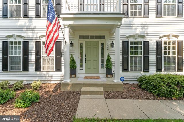 123 HUNTON DR, Fredericksburg, VA 22405