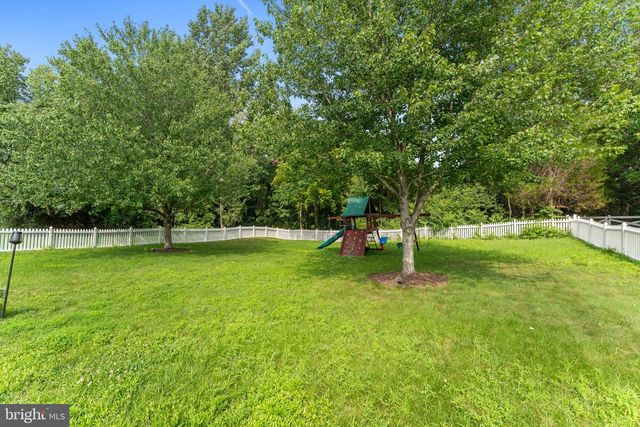 123 HUNTON DR, Fredericksburg, VA 22405