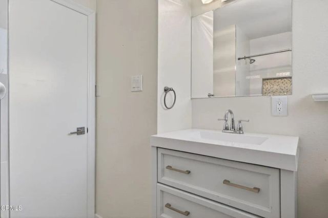 1566 N 7th Place, Port Hueneme, CA 93041