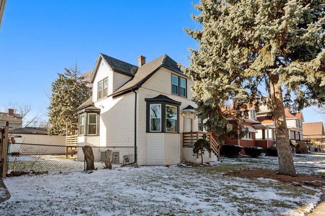 1610 S 4th Avenue, Maywood, IL 60153
