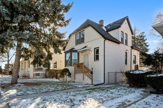 1610 S 4th Avenue, Maywood, IL 60153