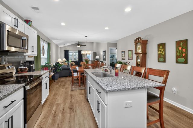 737 Harrison Trace, Lexington, KY 40505