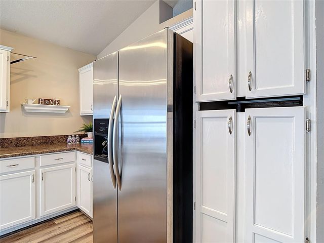 2631 GREEN VALLEY STREET, Valrico, FL 33596