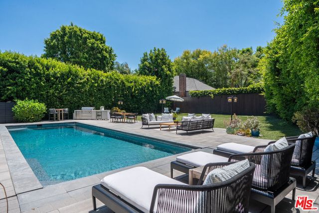 14348 Roblar Place, Sherman Oaks, CA 91423