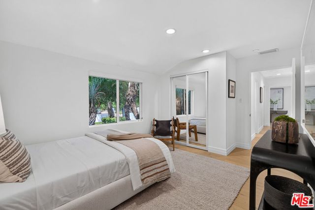14348 Roblar Place, Sherman Oaks, CA 91423