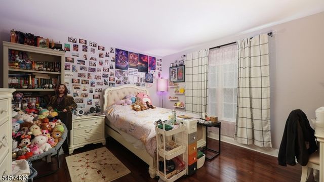 8 Downingtown Ct, Warren Twp., NJ 07059