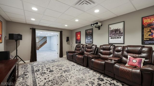 8 Downingtown Ct, Warren Twp., NJ 07059