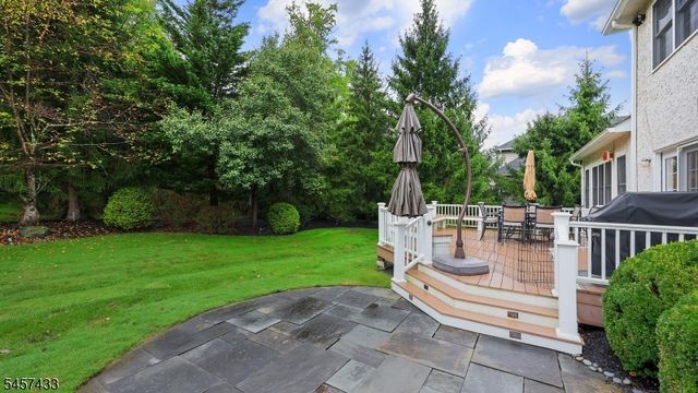 8 Downingtown Ct, Warren Twp., NJ 07059