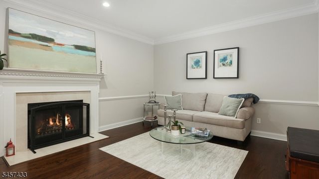 8 Downingtown Ct, Warren Twp., NJ 07059
