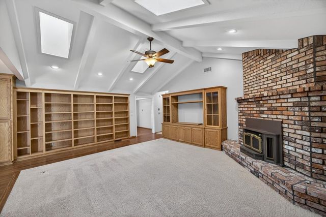 14 Rose River Ct, Sacramento, CA 95831