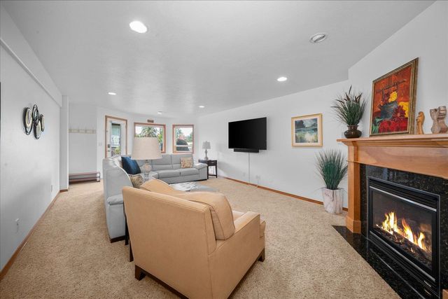1525 N Lancashire Ln, Liberty Lake, WA 99019