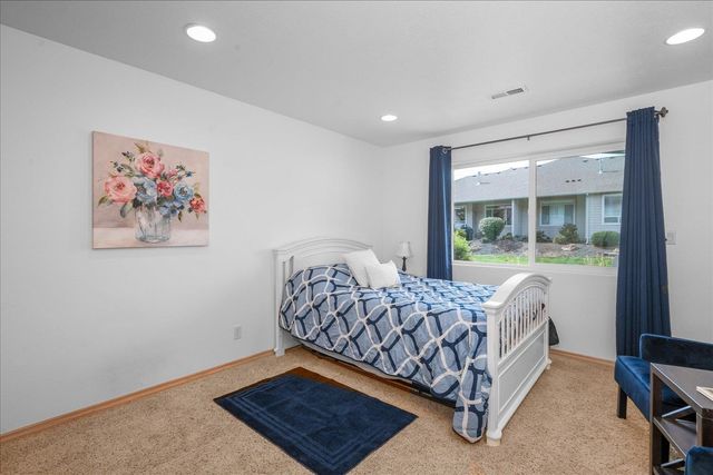 1525 N Lancashire Ln, Liberty Lake, WA 99019