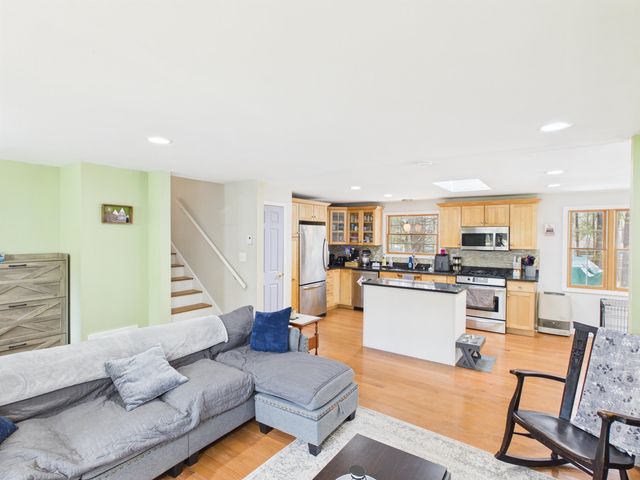 25 Partridge Knoll Road, Campton, NH 03223