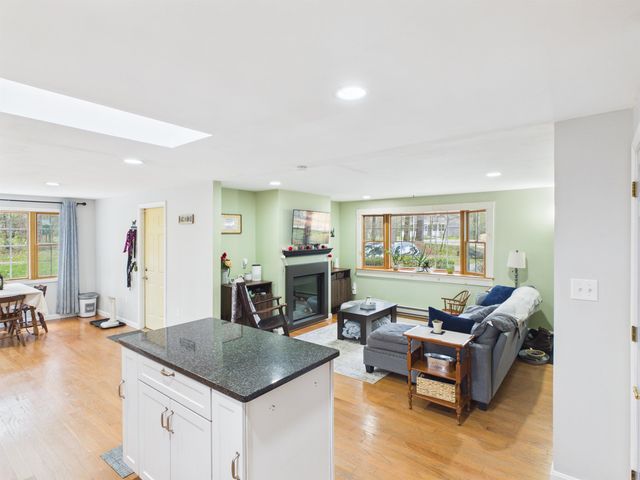 25 Partridge Knoll Road, Campton, NH 03223