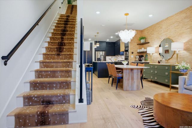 719 E Locust St Unit 4107, San Antonio, TX 78212