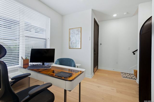 719 E Locust St Unit 4107, San Antonio, TX 78212