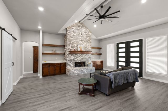 1404 Faulkner Road, Sunset, TX 76270