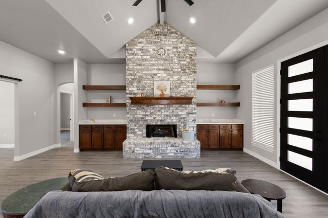 1404 Faulkner Road, Sunset, TX 76270