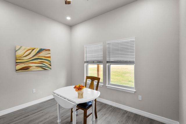 1404 Faulkner Road, Sunset, TX 76270