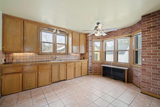 5144 S 43rd STREET, Greenfield, WI 53220