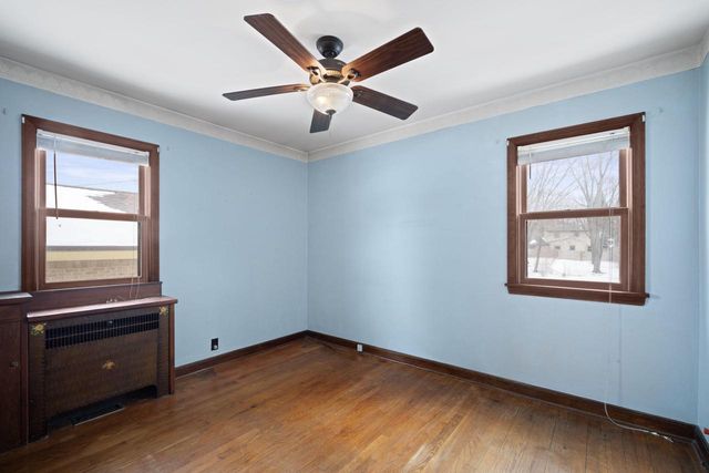 5144 S 43rd STREET, Greenfield, WI 53220