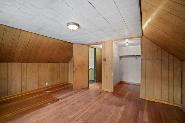 5144 S 43rd STREET, Greenfield, WI 53220