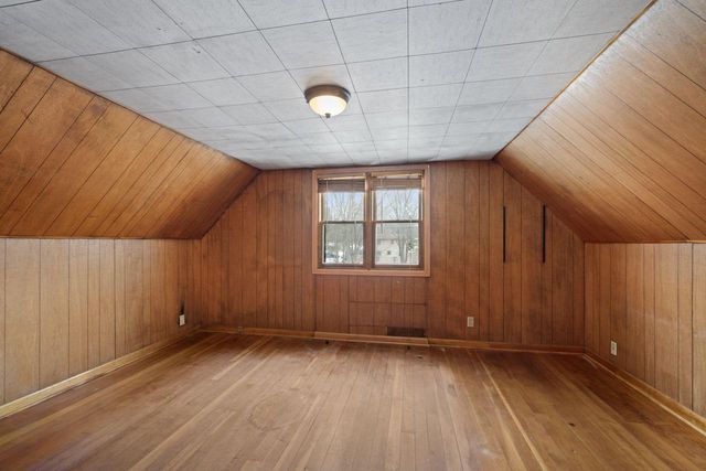 5144 S 43rd STREET, Greenfield, WI 53220