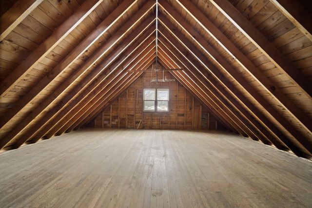 5144 S 43rd STREET, Greenfield, WI 53220