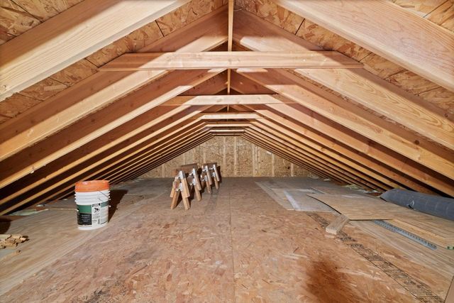 5144 S 43rd STREET, Greenfield, WI 53220