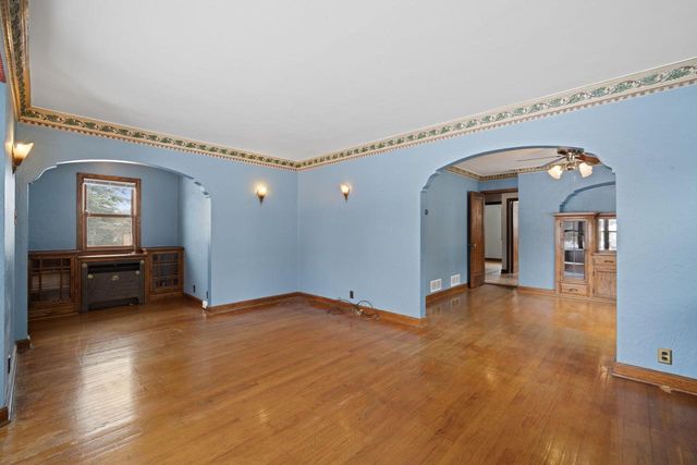 5144 S 43rd STREET, Greenfield, WI 53220