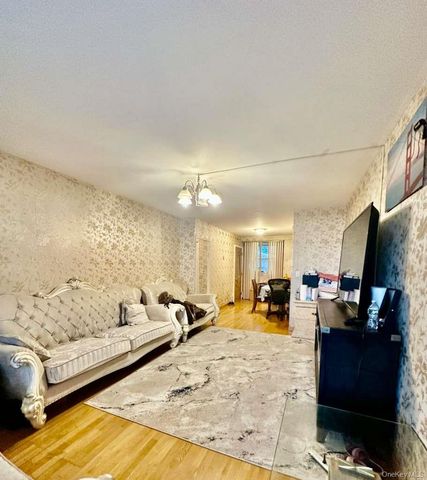 97-07 63 Road 3M, Rego Park, NY 11374