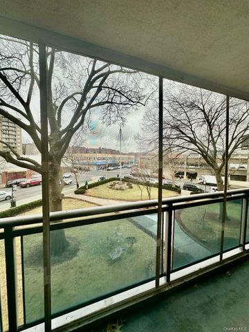 97-07 63 Road 3M, Rego Park, NY 11374