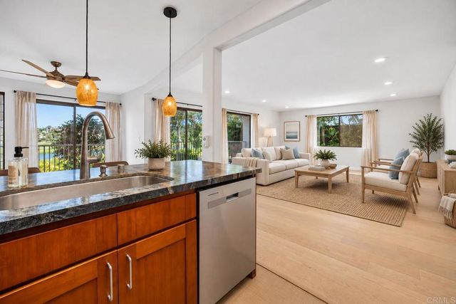 2348 La Costa Avenue 216, Carlsbad, CA 92009