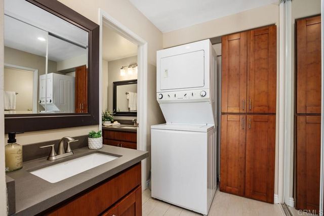 2348 La Costa Avenue 216, Carlsbad, CA 92009