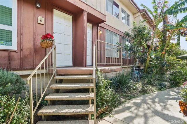 7320 Lennox Avenue D11, Van Nuys, CA 91405