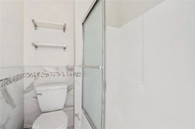 7320 Lennox Avenue D11, Van Nuys, CA 91405